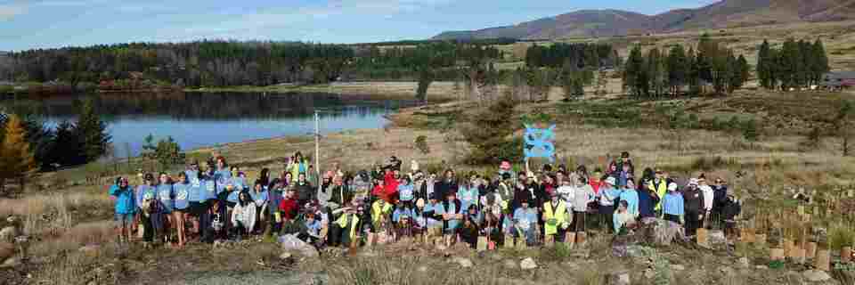 Students gift mahi to conservation in the Lake Ohau Basin